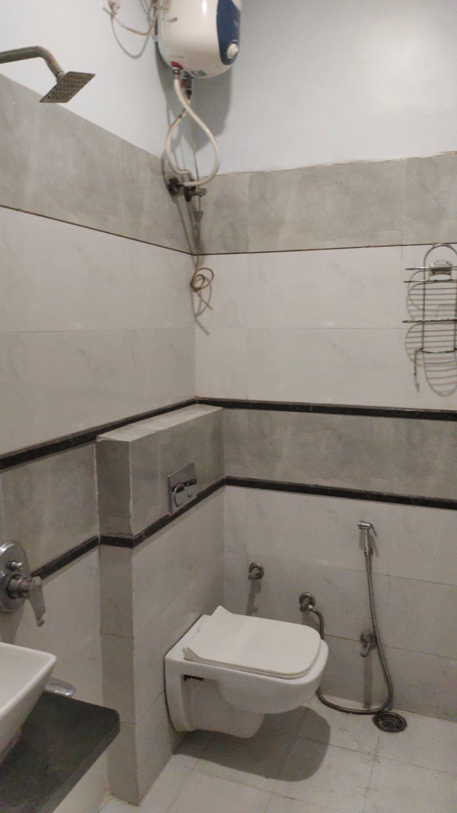 3bhk unfurnished fl — main photograph